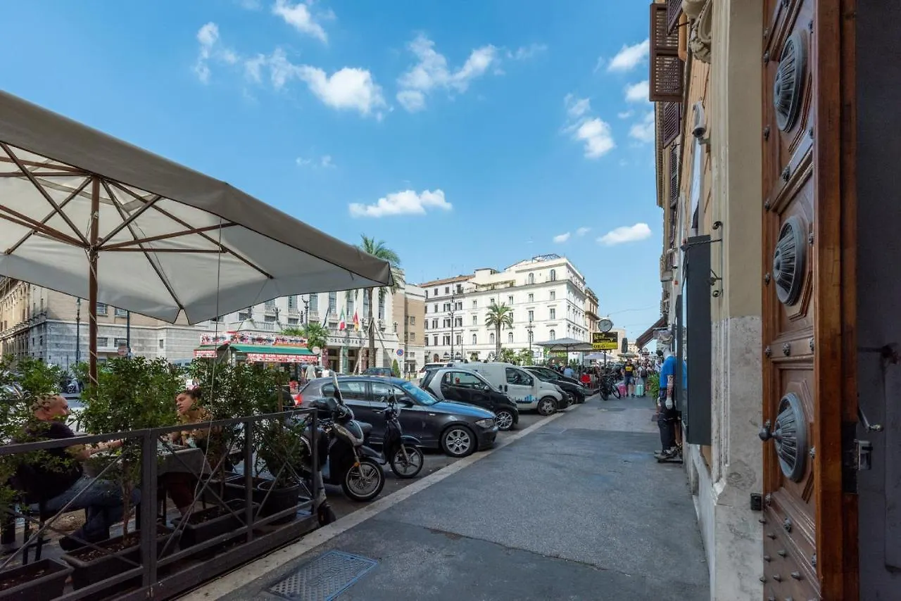 Viminale Apartment Teatro Dell'Opera Rome 0*,  Italy